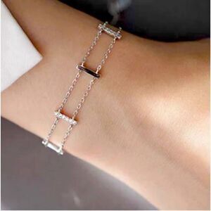 The Ladder Bracelet in 925 and cubic zirconia.